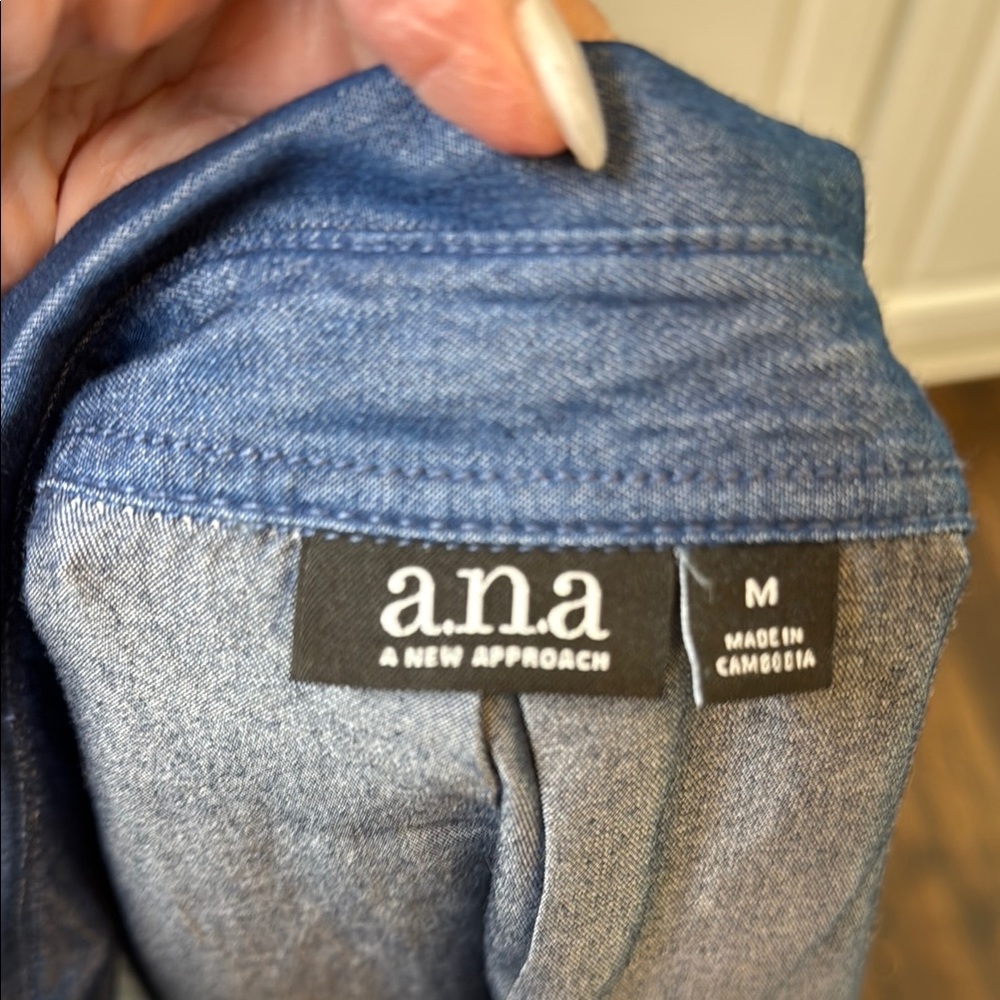 Ana Patchwork Denim Button-Up Shirt size medium - Picture 4 of 5